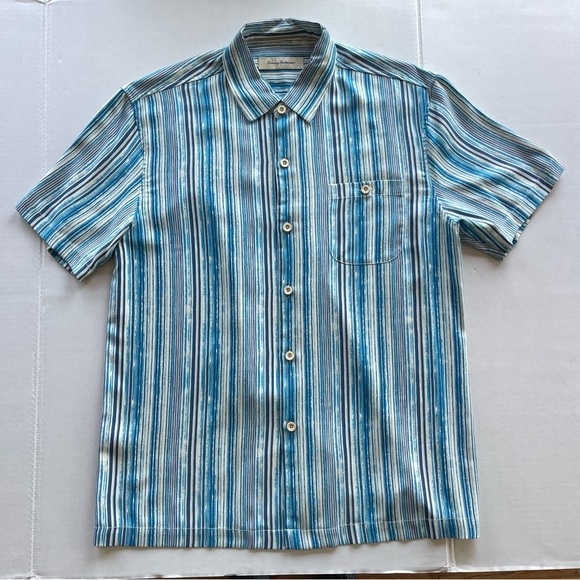 Tommy Bahama Other - NWT Tommy Bahama men’s Silk shirt short sleeve size large White/blue Color